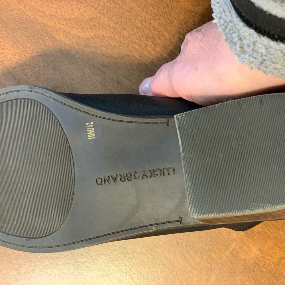 Sz 10 Lucky Brand booties